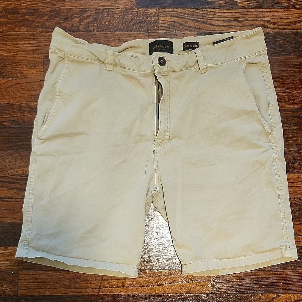 Outpost Makers Casual Khaki Tan Flat Front Shorts 36 x 20